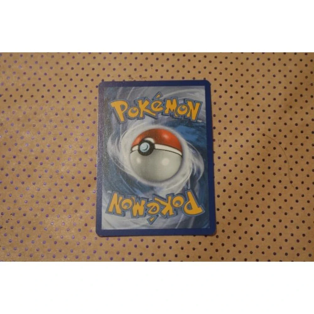 Golett 076/189 Pokemon Card (2020)